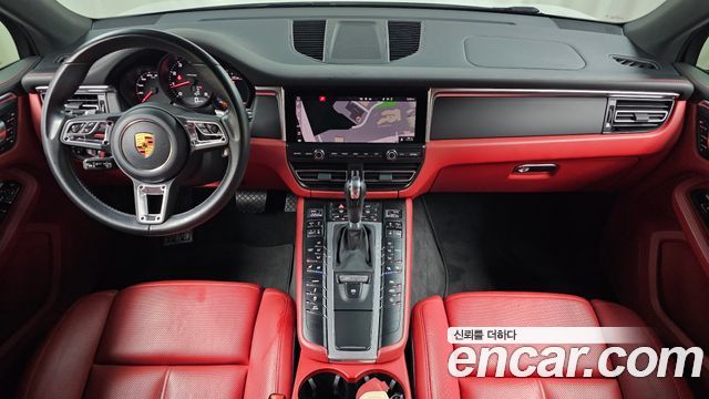 Porsche Macan 2021