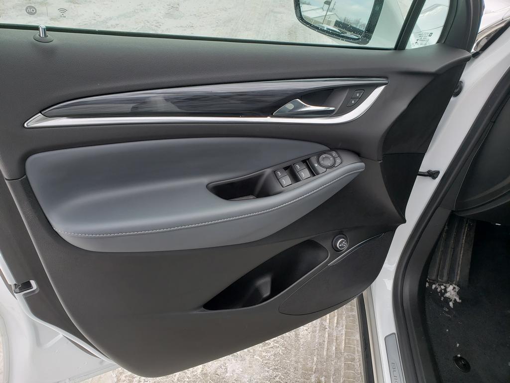 Buick Enclave 2023