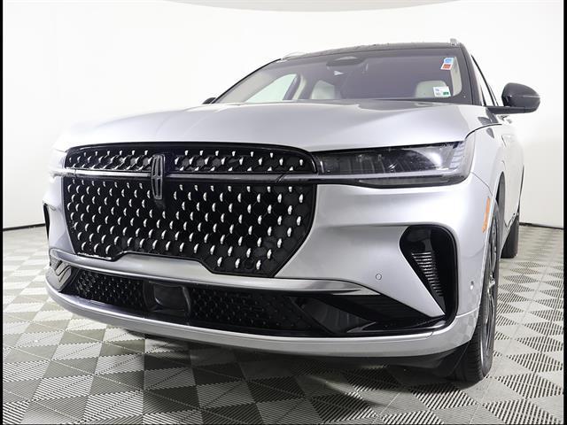 Lincoln Nautilus 2024