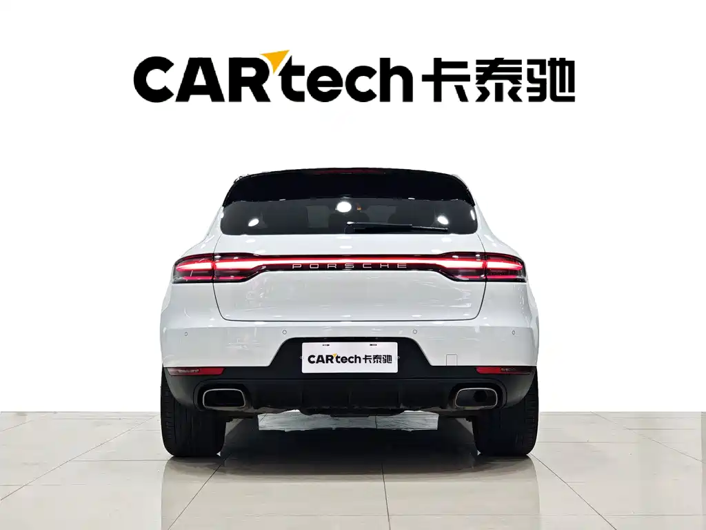 Porsche Macan 2021
