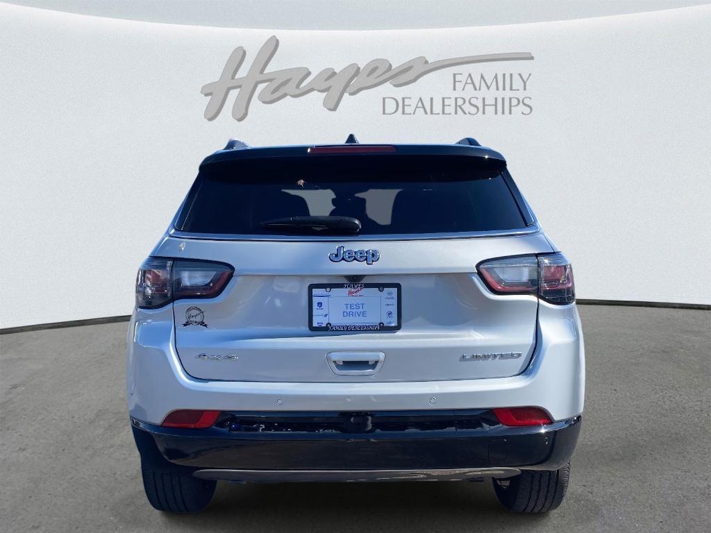 Jeep Compass 2024