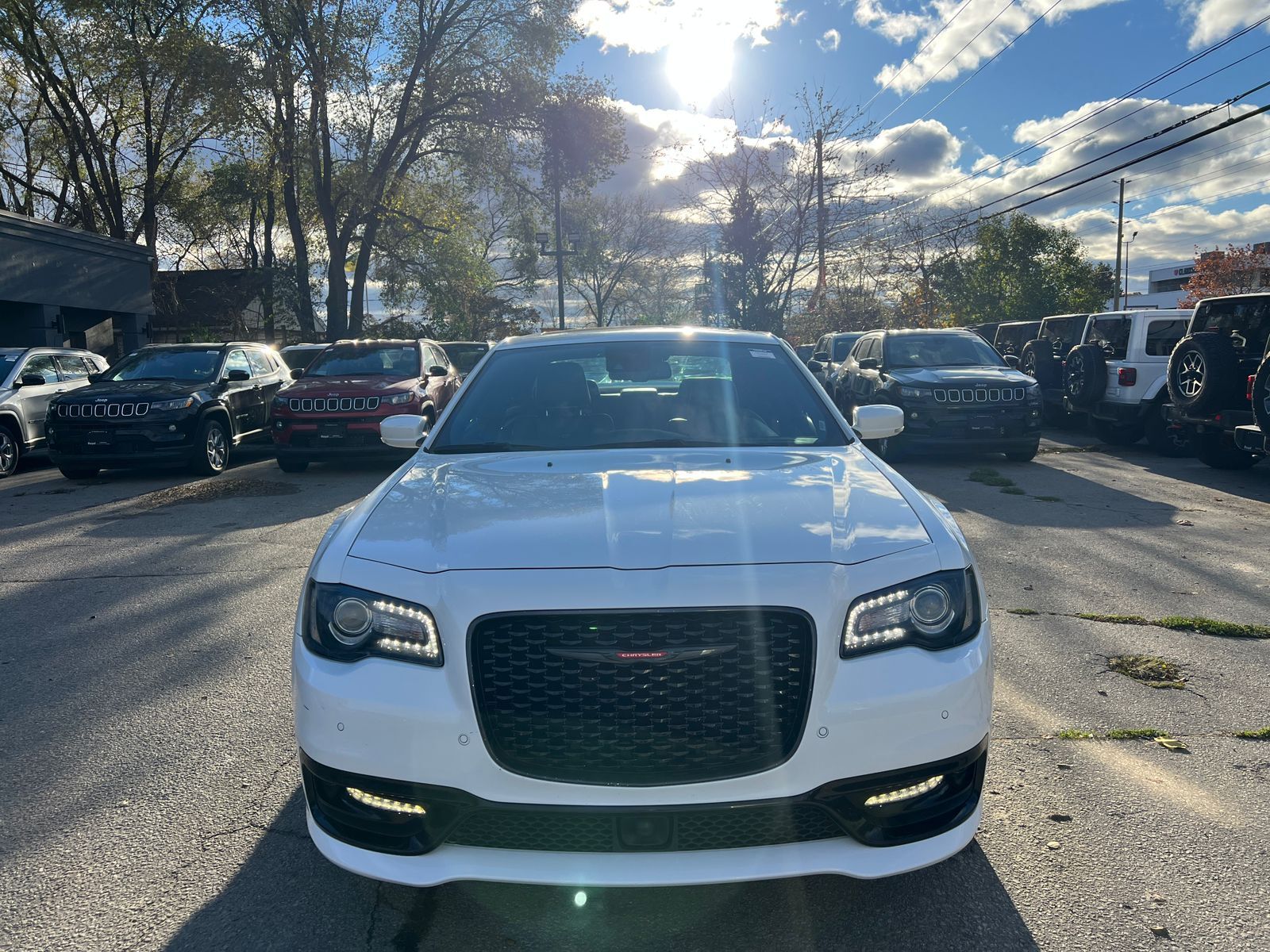 Chrysler 300 2023