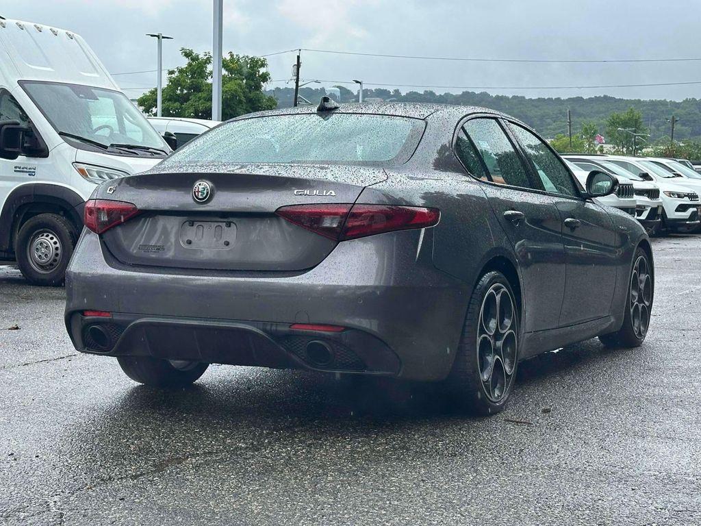 Alfa Romeo Giulia 2023