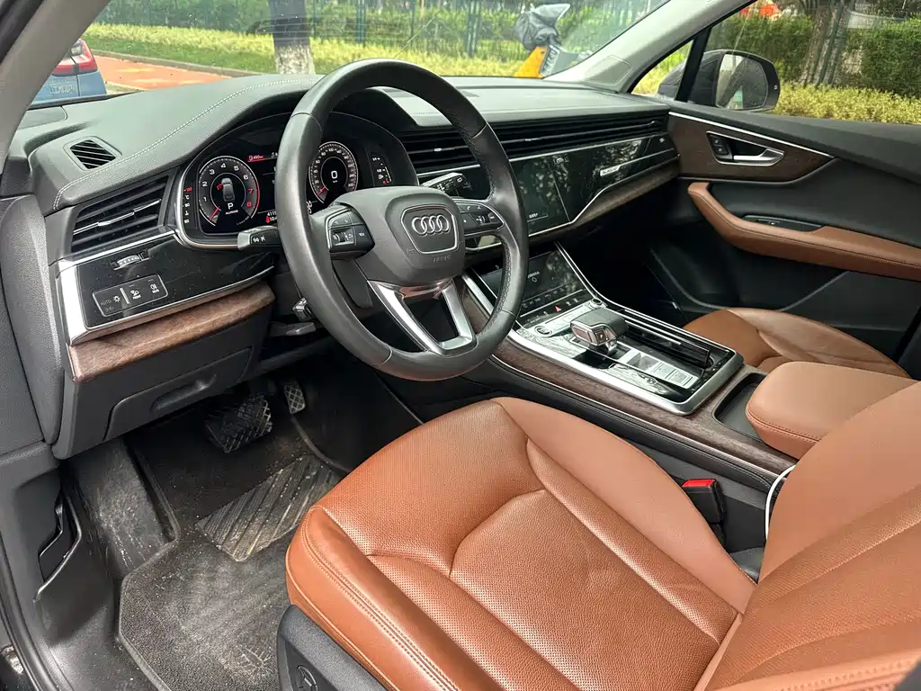 Audi Q7 2023