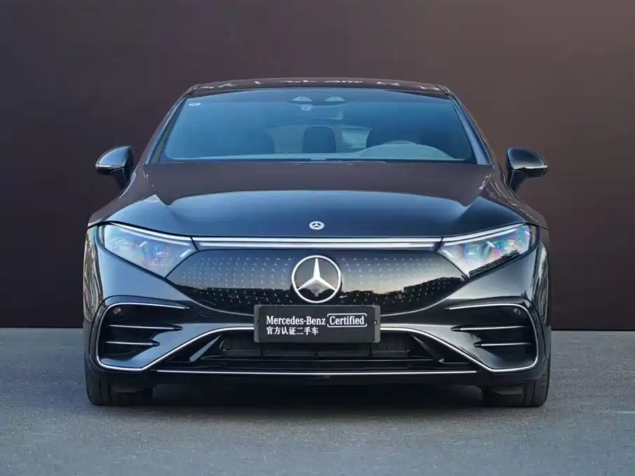 Mercedes-Benz EQS 2024