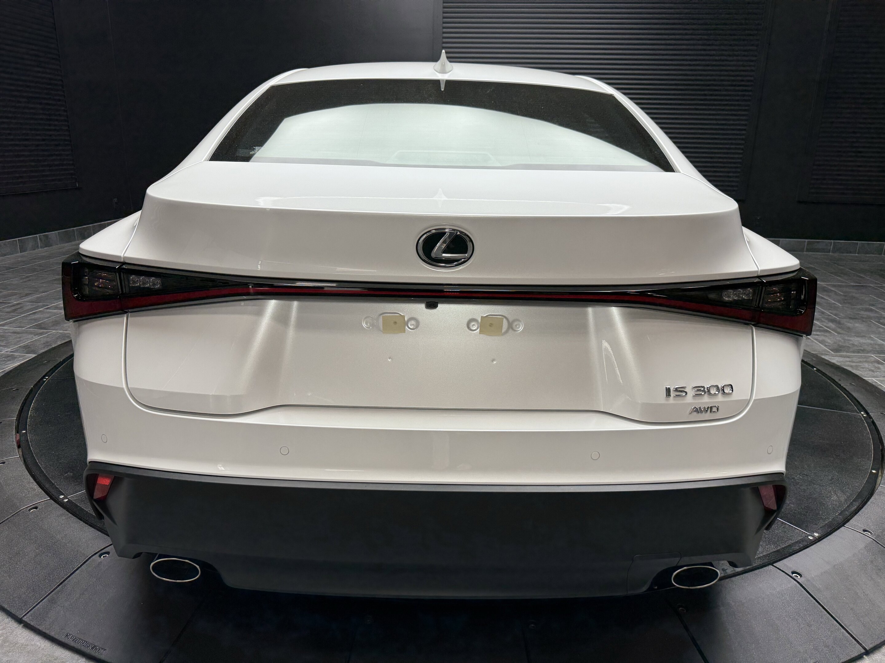 Lexus IS 2025