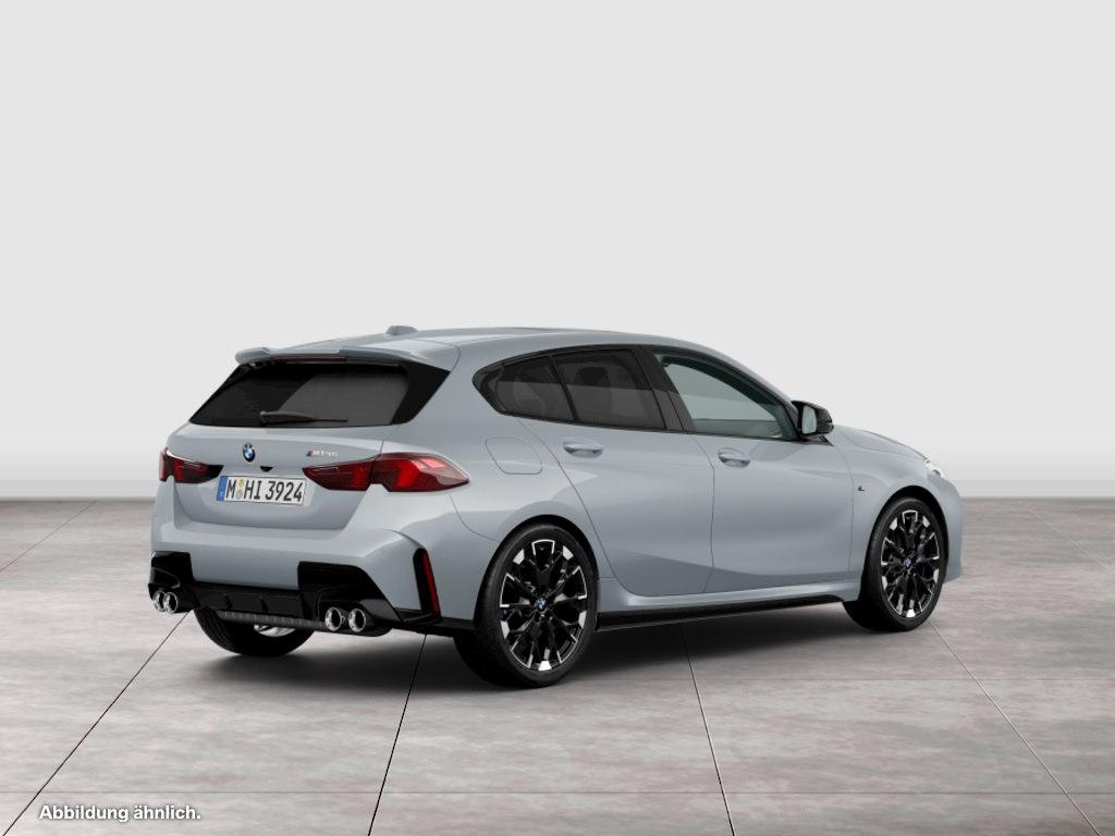 BMW M135 2025