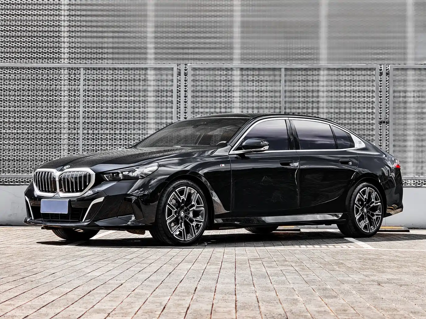 BMW 5 серии 2025