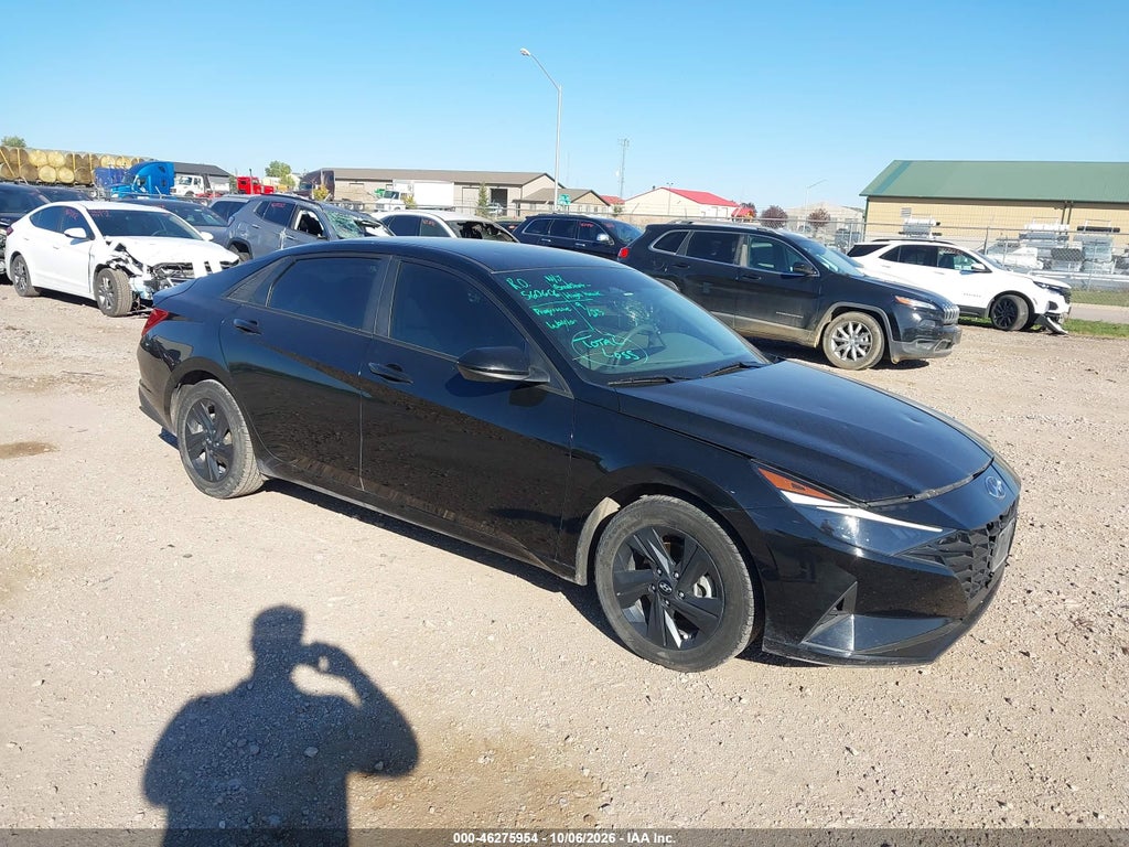 Hyundai Elantra 2023