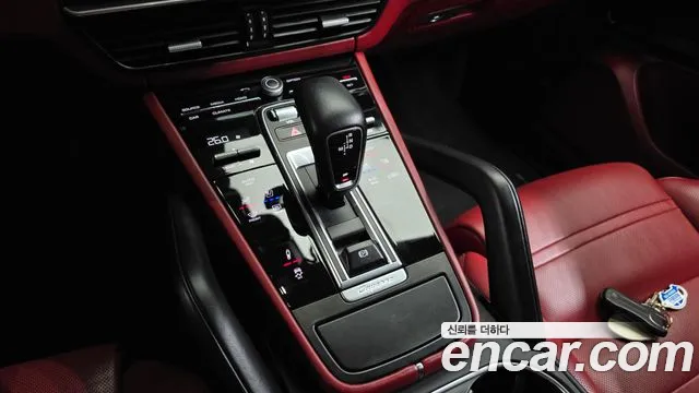 Porsche Cayenne 2020