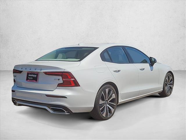 Volvo S60 2022