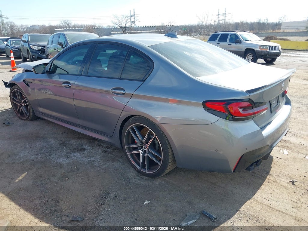 BMW M5 2023