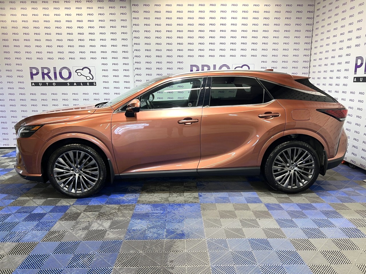 Lexus RX 2023