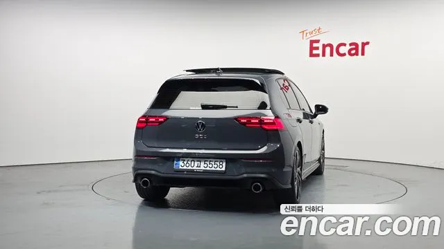 Volkswagen Golf 2023