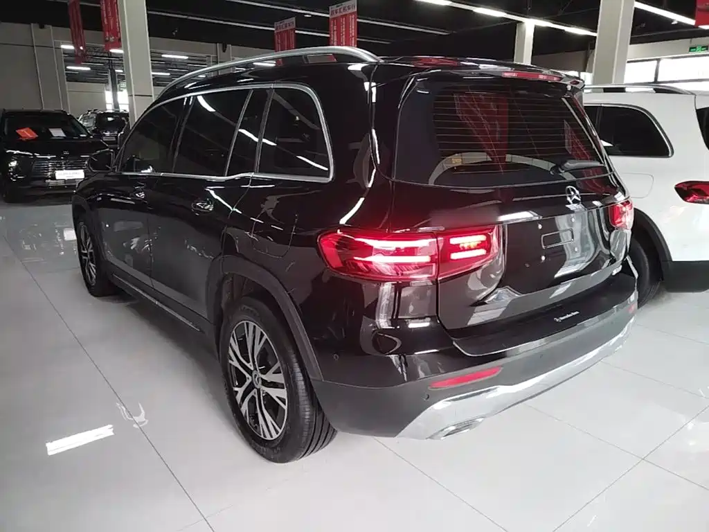 Mercedes-Benz GLB 2025