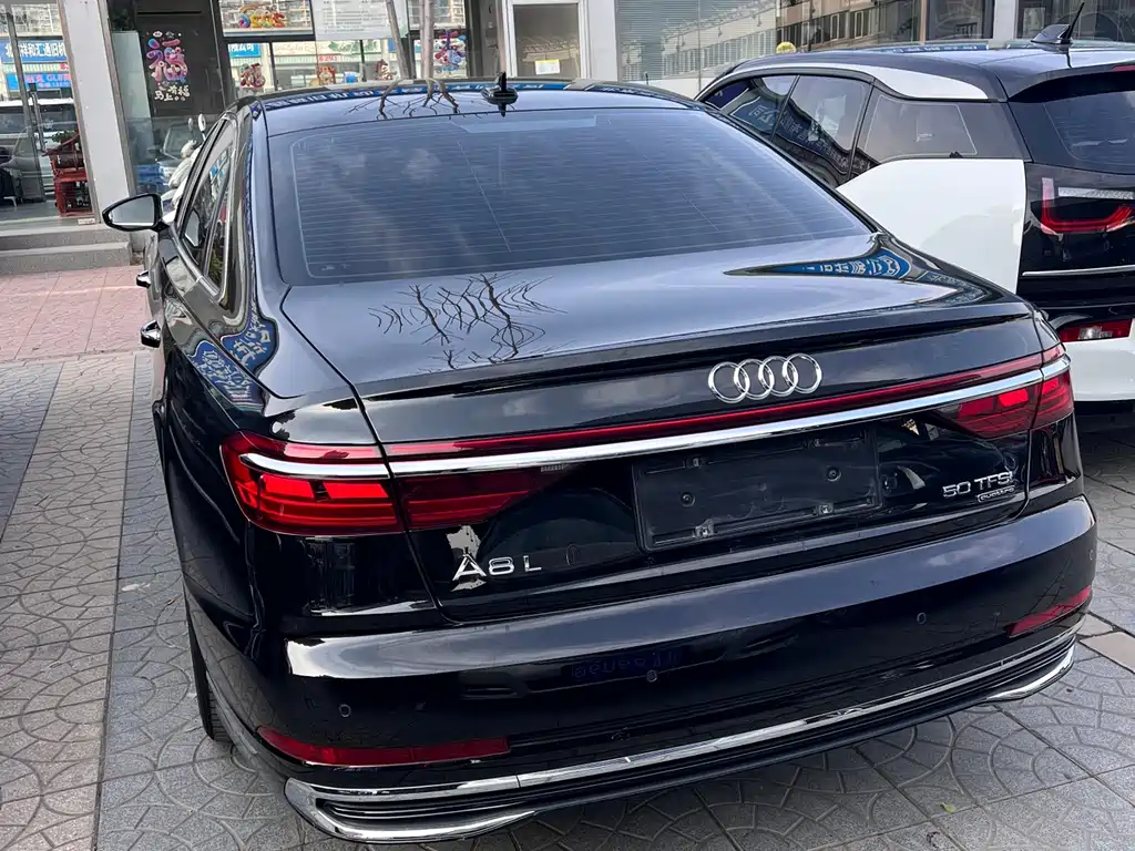 Audi A8 2023