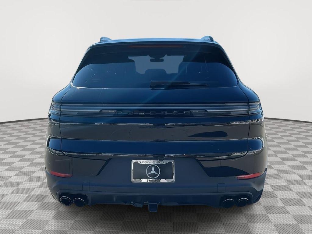 Porsche Cayenne 2024