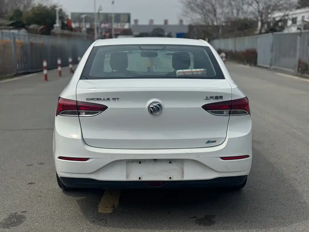 Buick Excelle 2022
