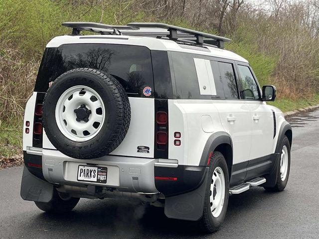 Land Rover Defender 2023