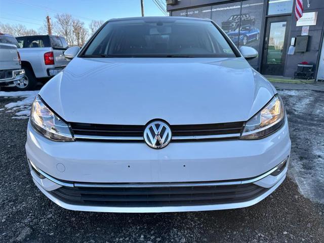 Volkswagen Golf 2021