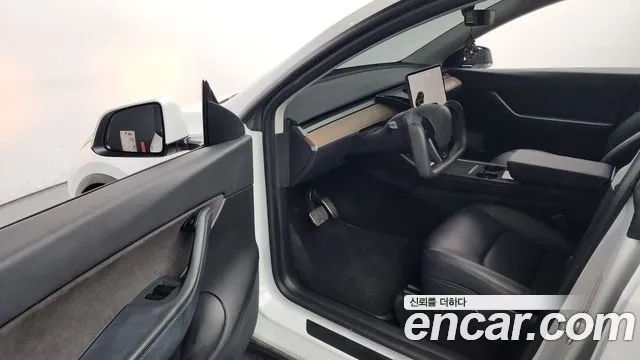 Tesla Model Y 2021