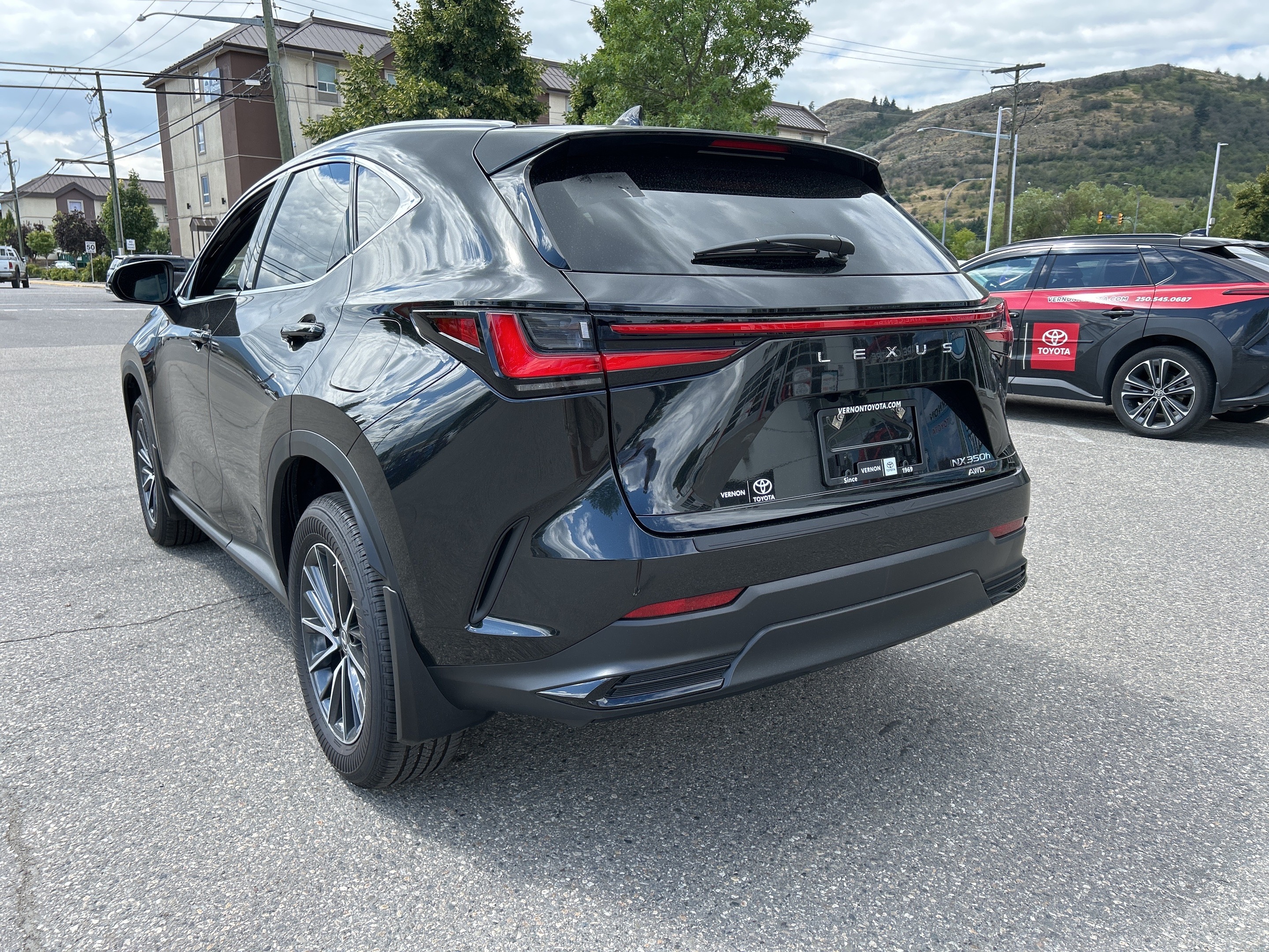 Lexus NX 2025