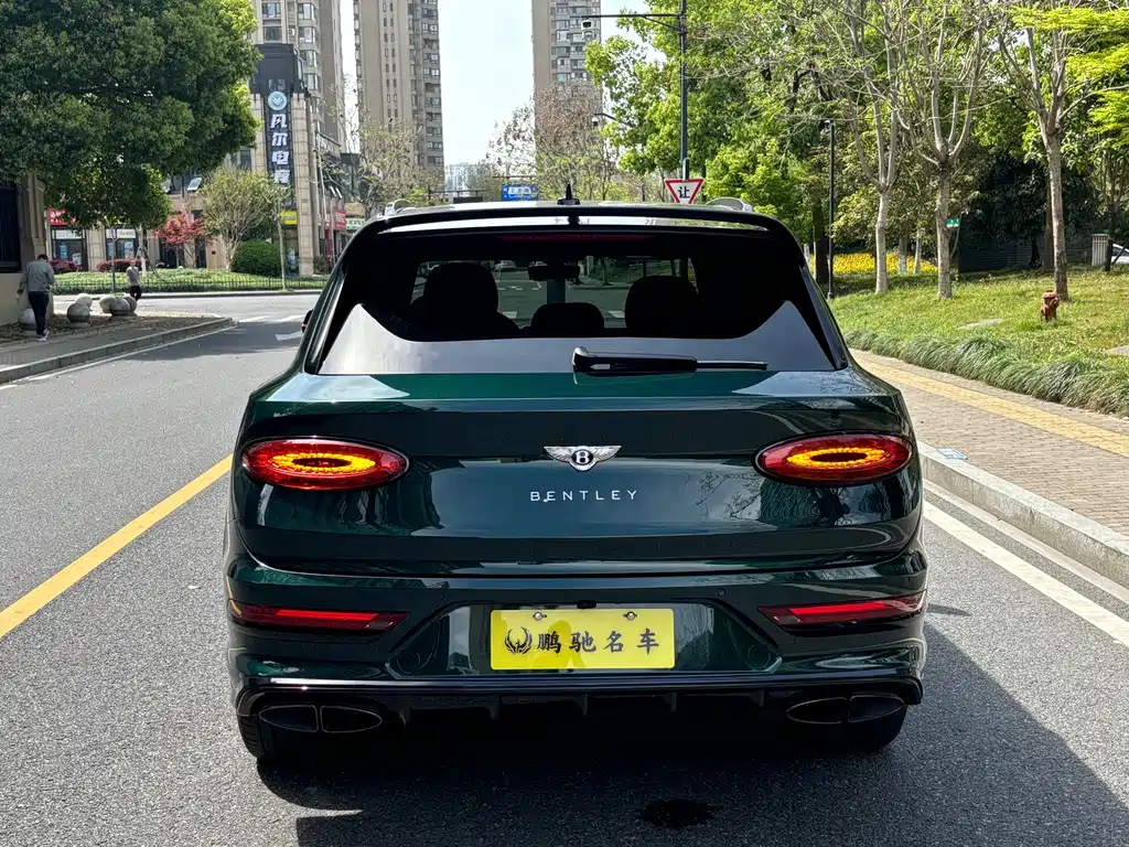 Bentley Bentayga 2024
