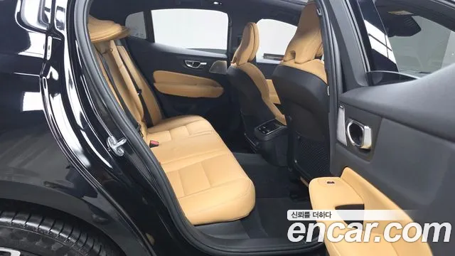 Volvo S60 2024