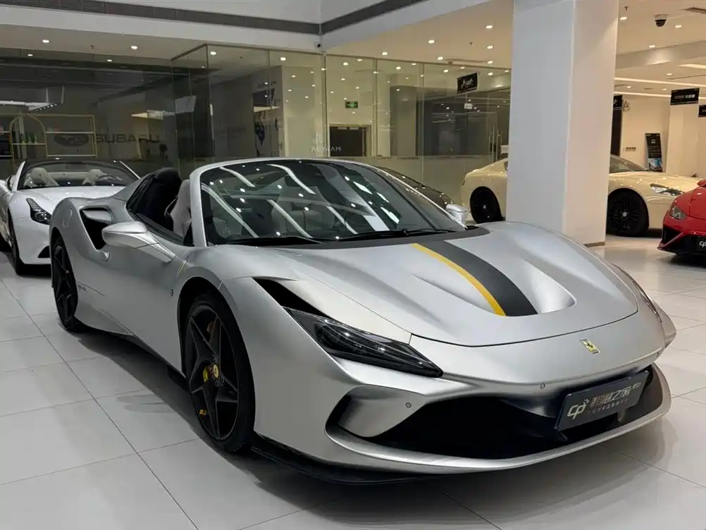 Ferrari F8 2023