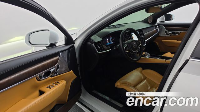 Volvo S90 2022