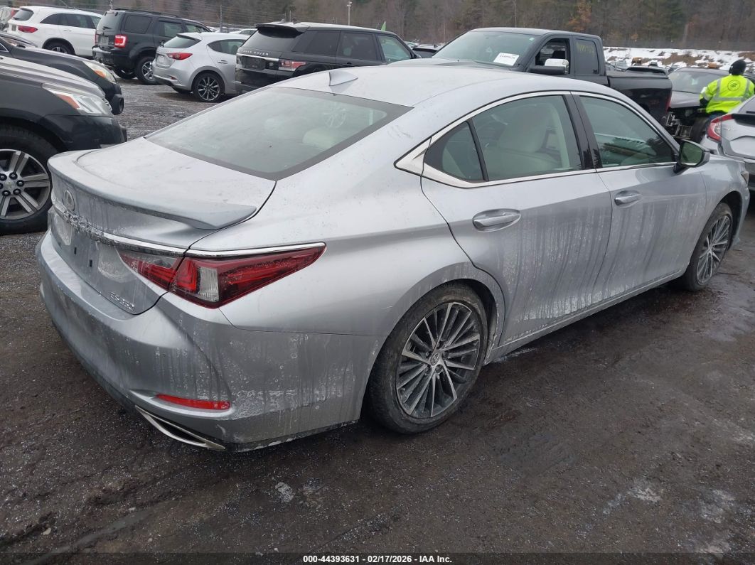 Lexus ES 2025