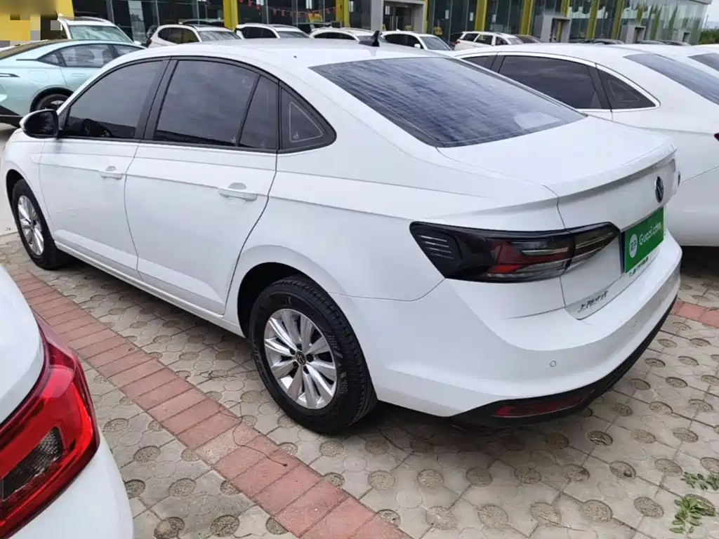 Volkswagen Lavida 2024