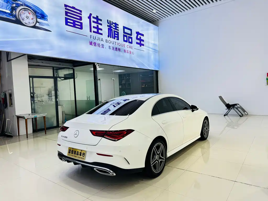 Mercedes-Benz CLA 2022