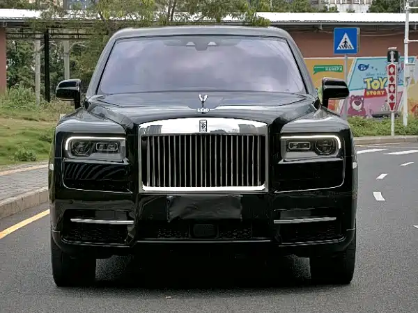 Rolls-Royce Cullinan 2023
