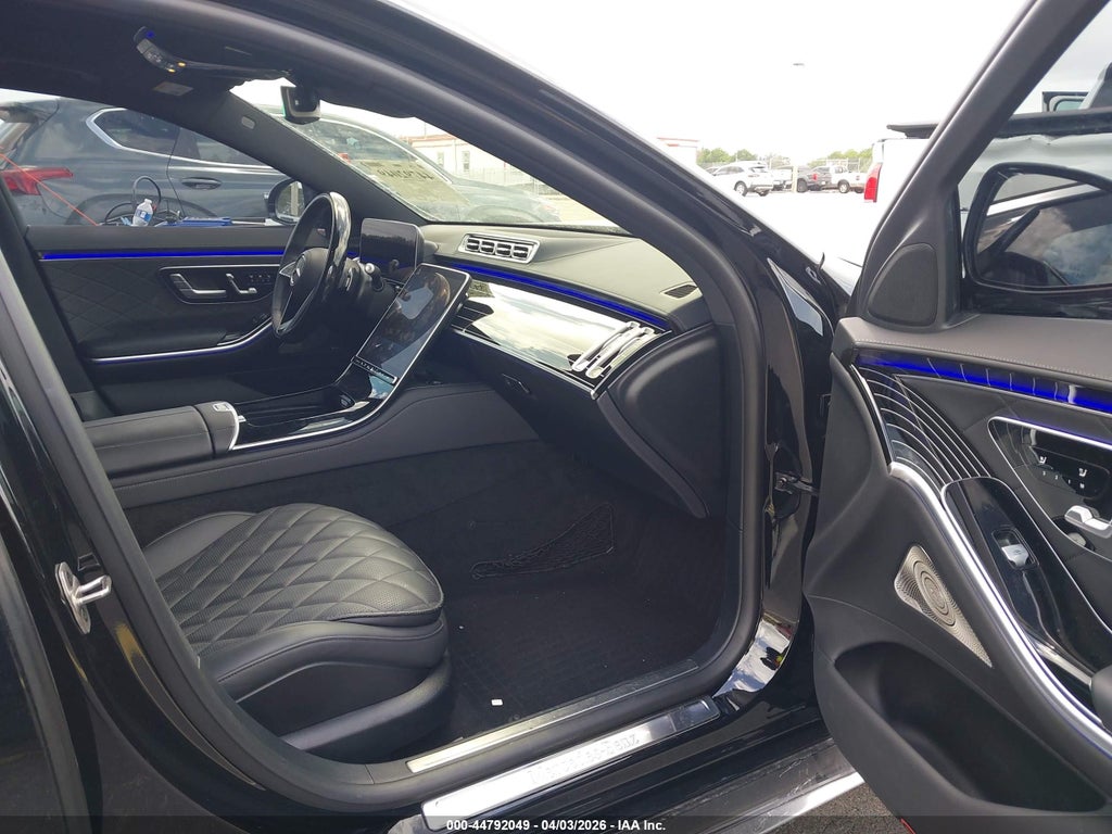Mercedes-Benz S-Класс 2025