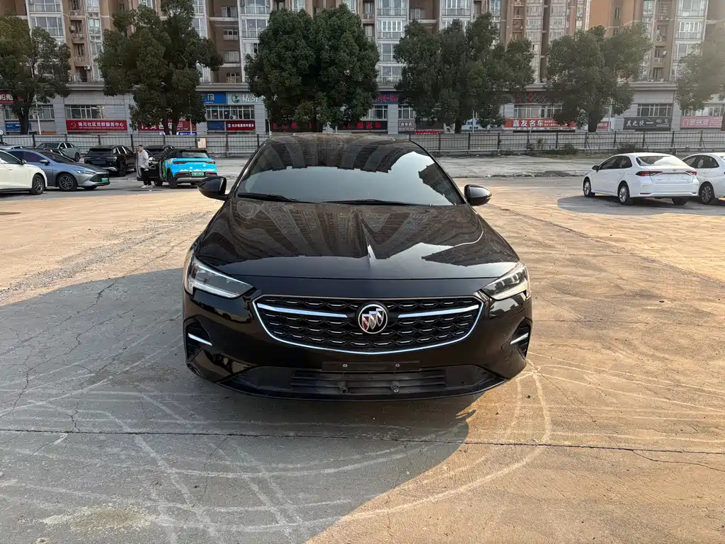 Buick Regal 2021