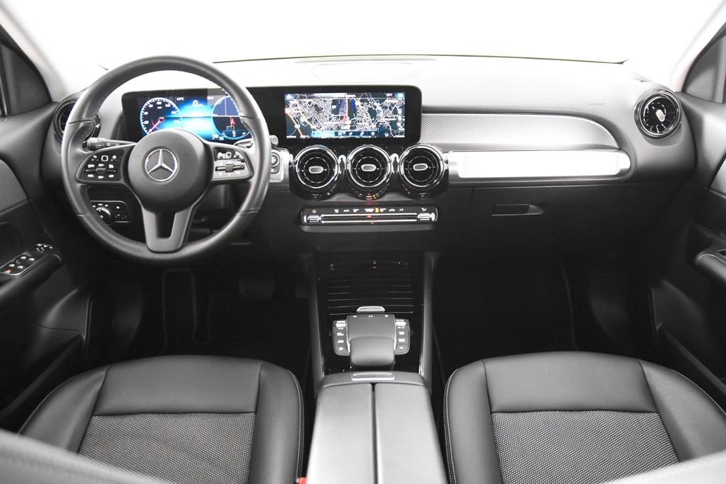 Mercedes-Benz GLB 200 2021