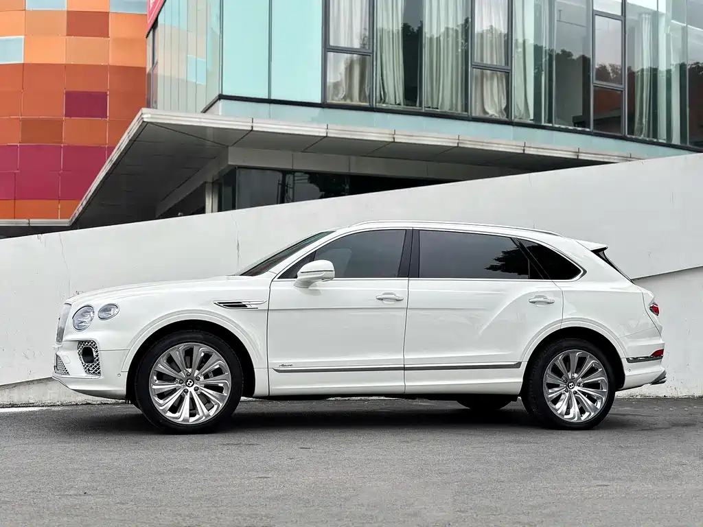 Bentley Bentayga 2023