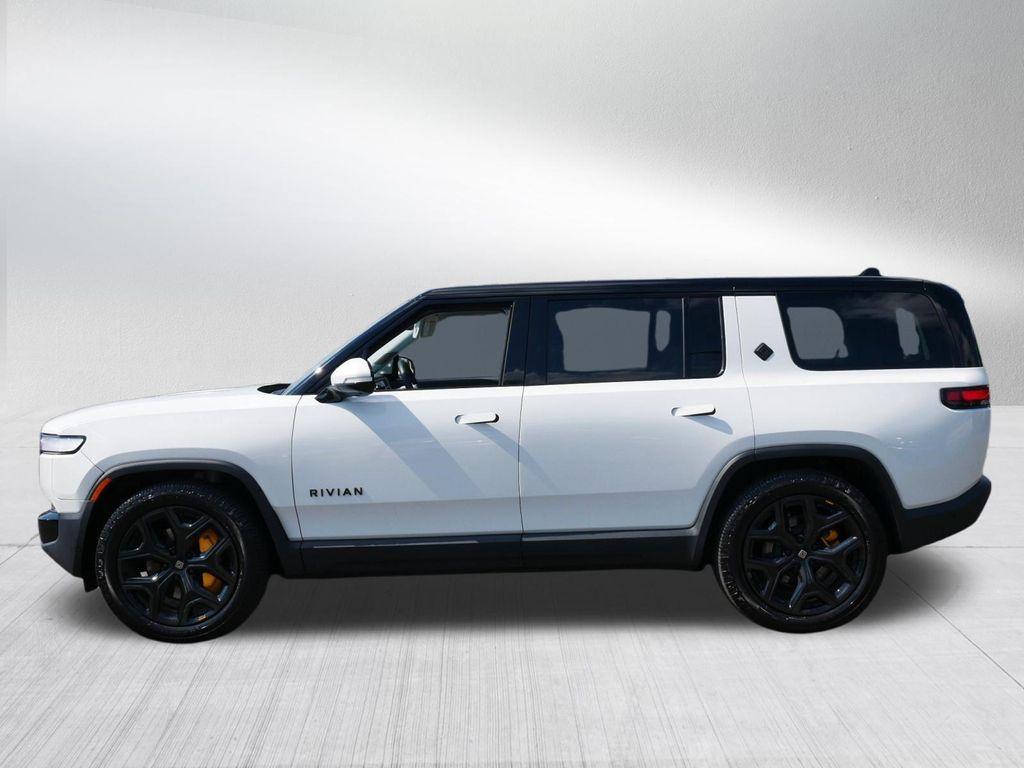 Rivian R1S 2023