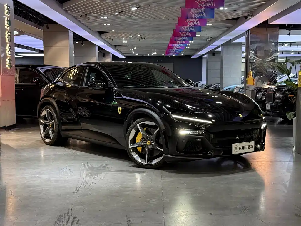 Ferrari Purosangue 2024