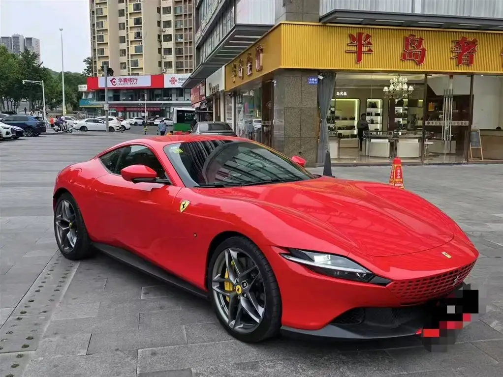 Ferrari Roma 2021