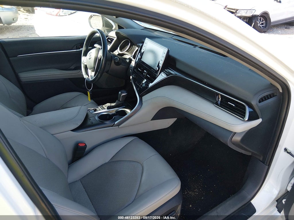 Toyota Camry 2022