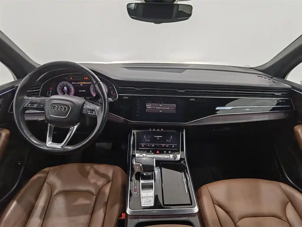 Audi Q7 2021