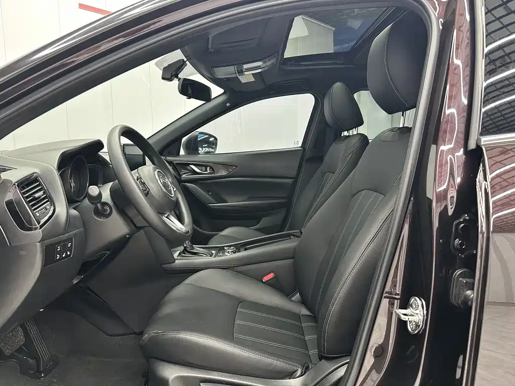 Mazda CX-4 2021