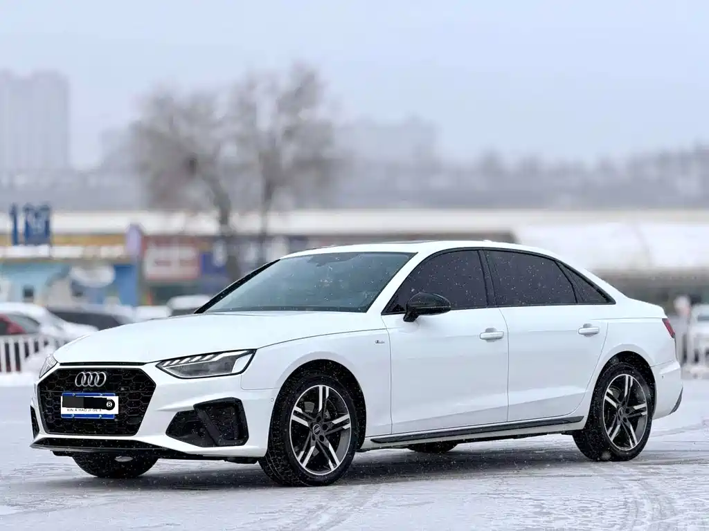 Audi A4 2023