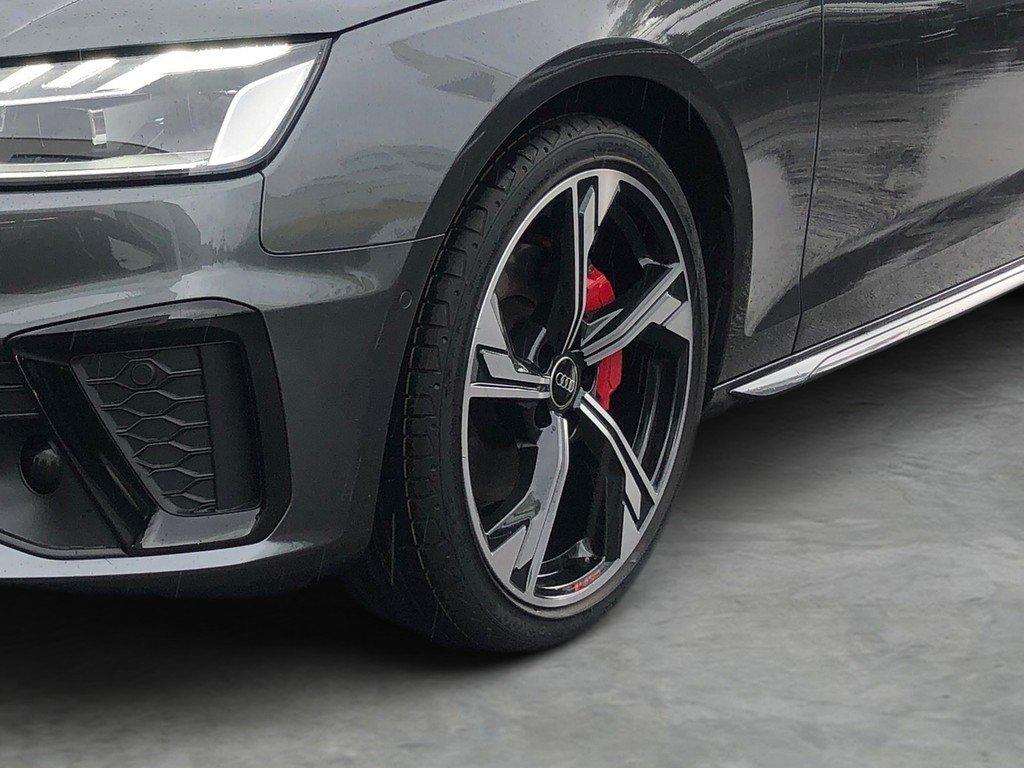 Audi A4 2023