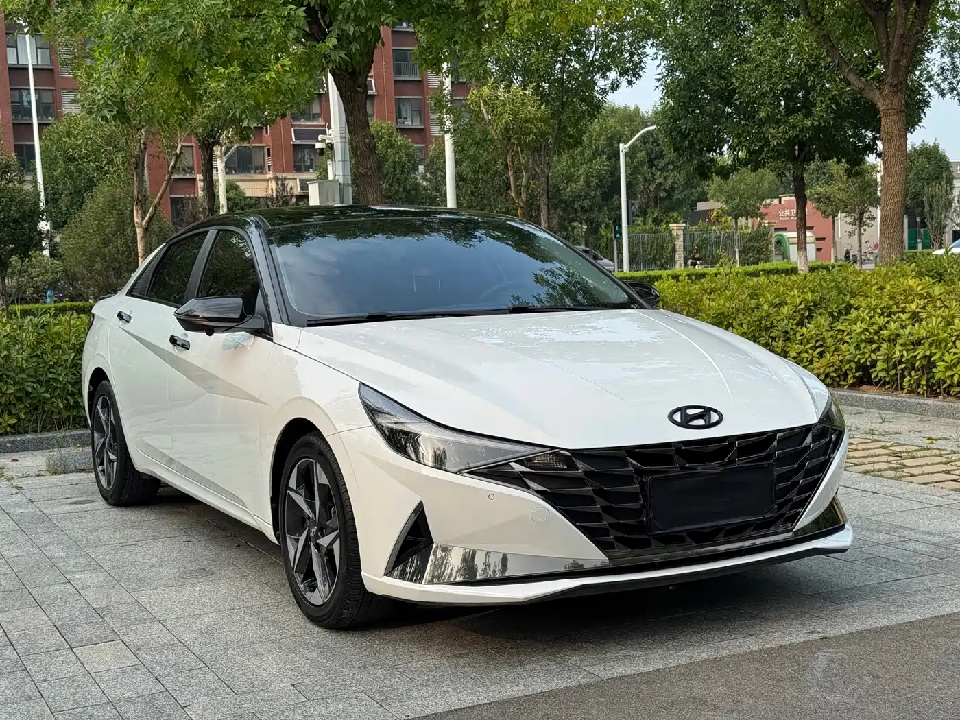Hyundai Elantra 2022
