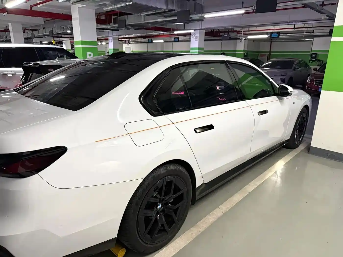 BMW i7 2024