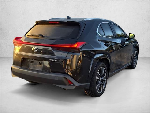 Lexus UX 2022