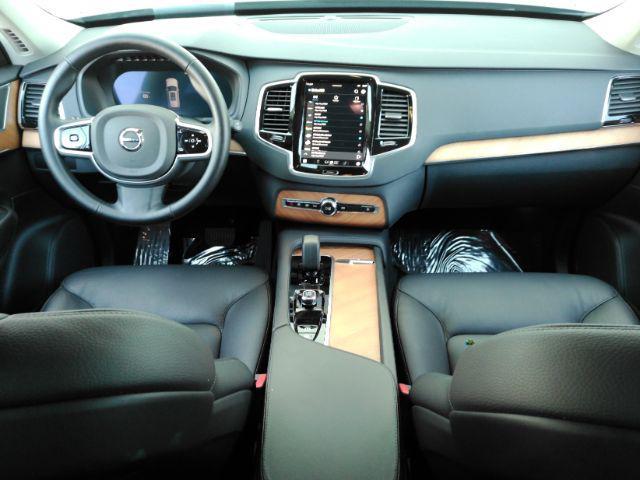 Volvo XC90 2025